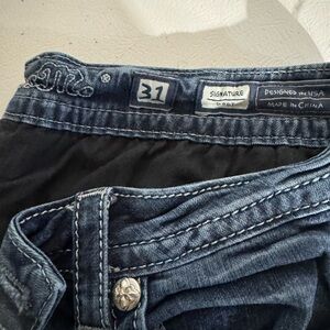 Women’s miss me jeans
